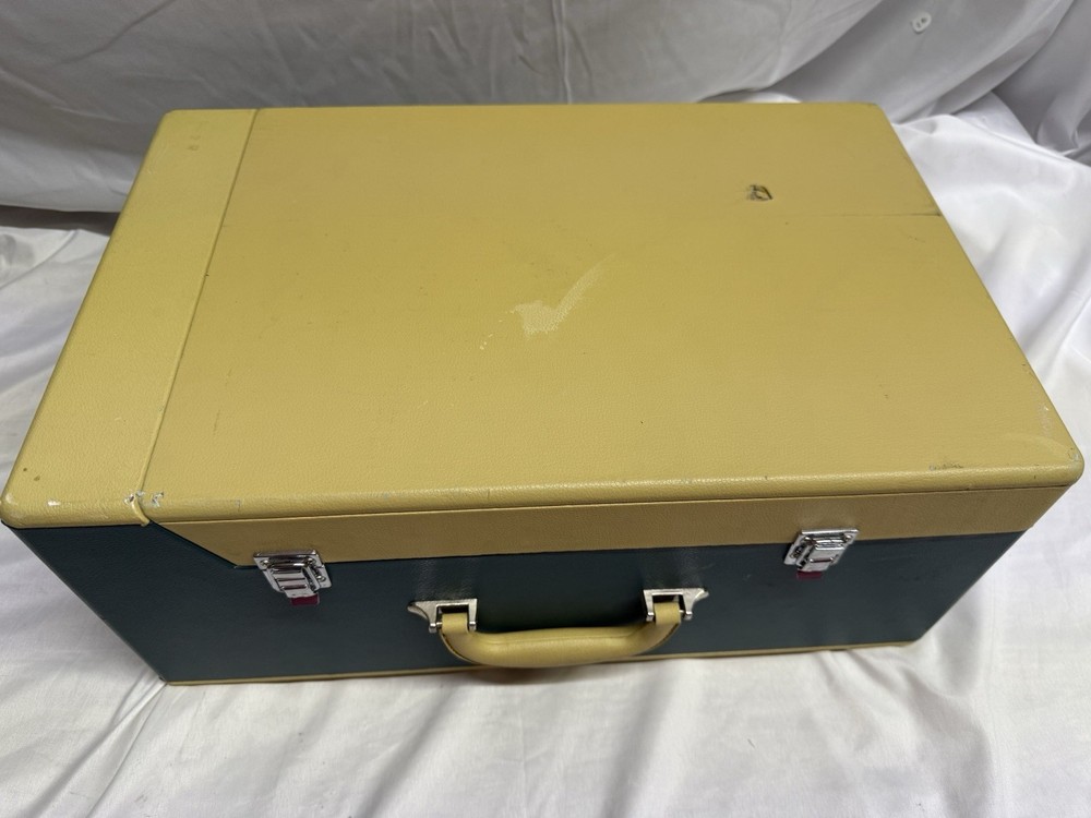 Pyle Bluetooth Vintage Classic Style Turntable Speaker System Record Player