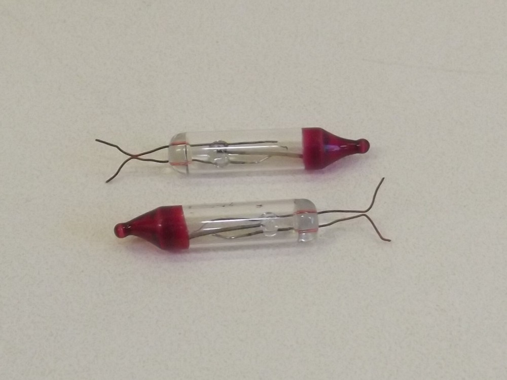 2 BARE Mini Bulb Flashers Christmas Tree Lights Replacement Bulbs 2.5 V .425 FS