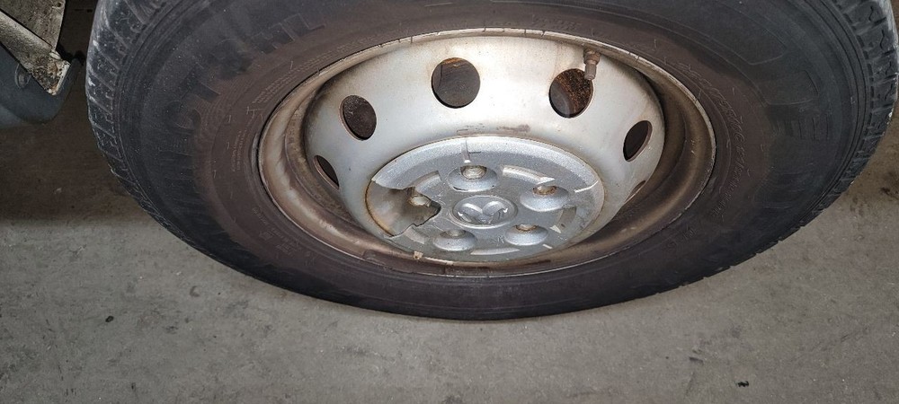 2018 Dodge Promaster 1500 Divider and Racks