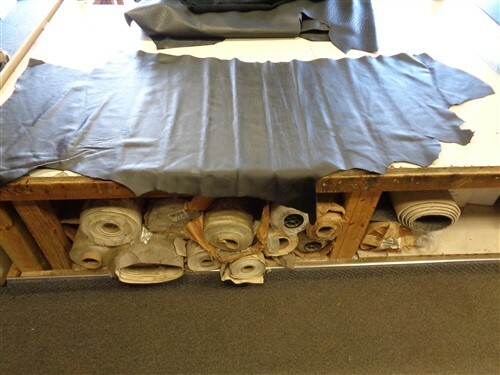 LEATHER HIDE BLACK TEXTURED 87 1/2" X 40 1/2"