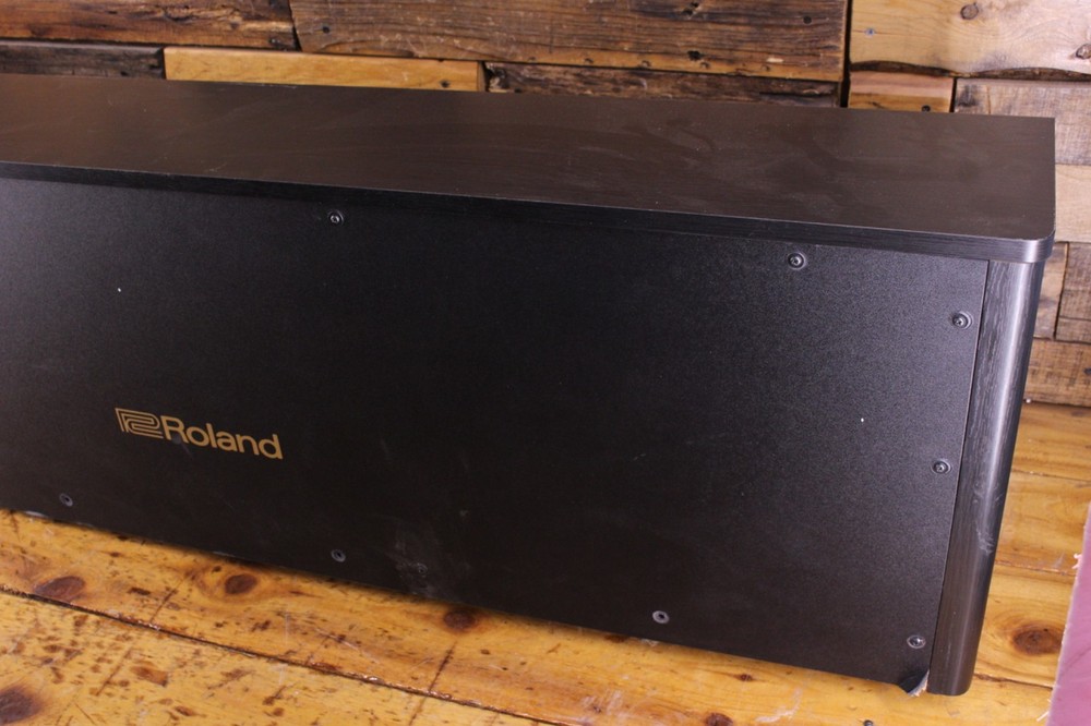 Roland LX705 Digital Piano ISSUE