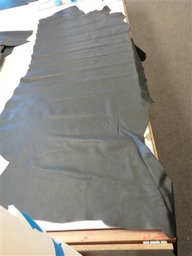 LEATHER HIDE BLACK TEXTURED 87 1/2" X 40 1/2"