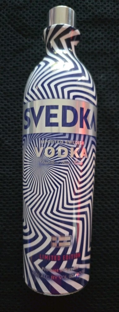 SVEDKA Psychedelic Optical Illusion Limited Edition Empty Bottle from 2008-EUC