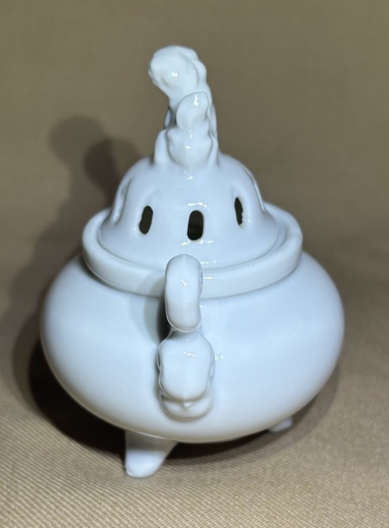 Small White Porcelain Incense Burner Three Footed Japan?