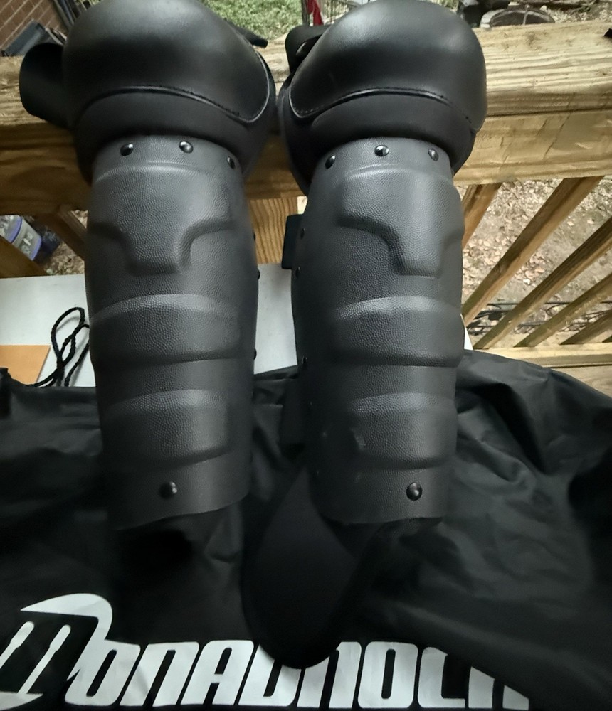 Monadnock Exotech Hard-shell Shin Guards Size Medium-Large