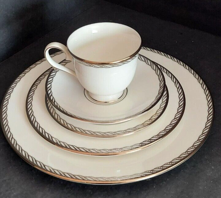 One Lenox Serpentine Platinum Bone China 5 Piece Place setting (8 available)