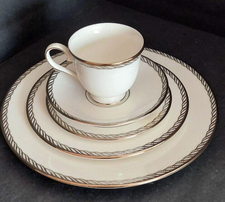One Lenox Serpentine Platinum Bone China 5 Piece Place setting (8 available)
