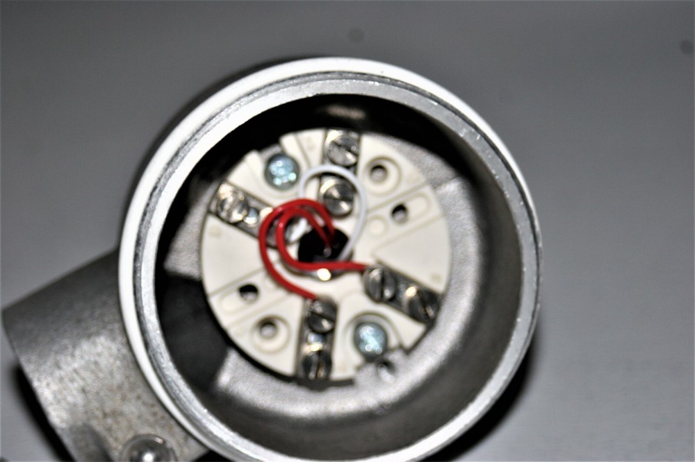 Burns Engineering Thermocouple Assembly Explosion Proof 20010-10A0175......