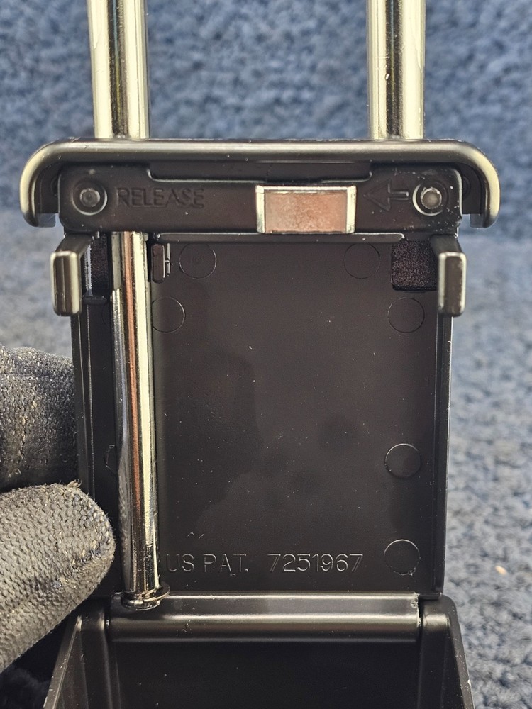 Vault Locks 3200 Lock Box Key Storage 4 Digit Combination Keysafe