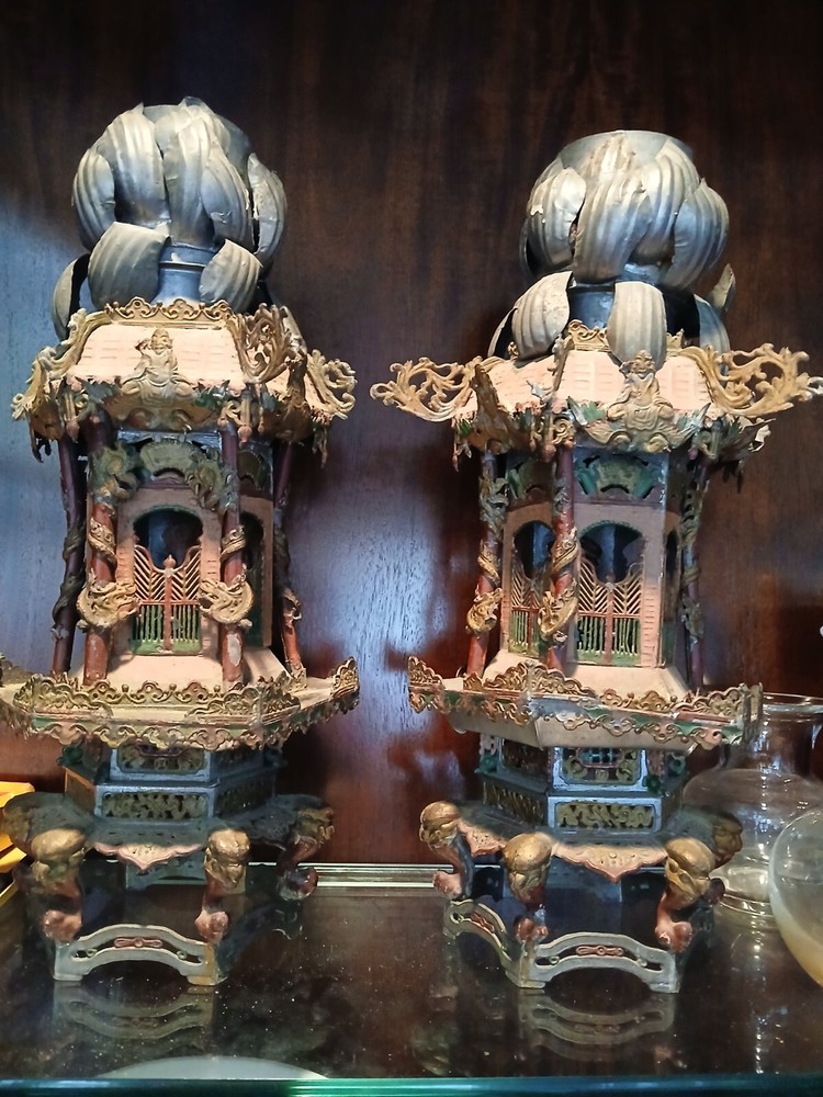 Oriental antique lantern