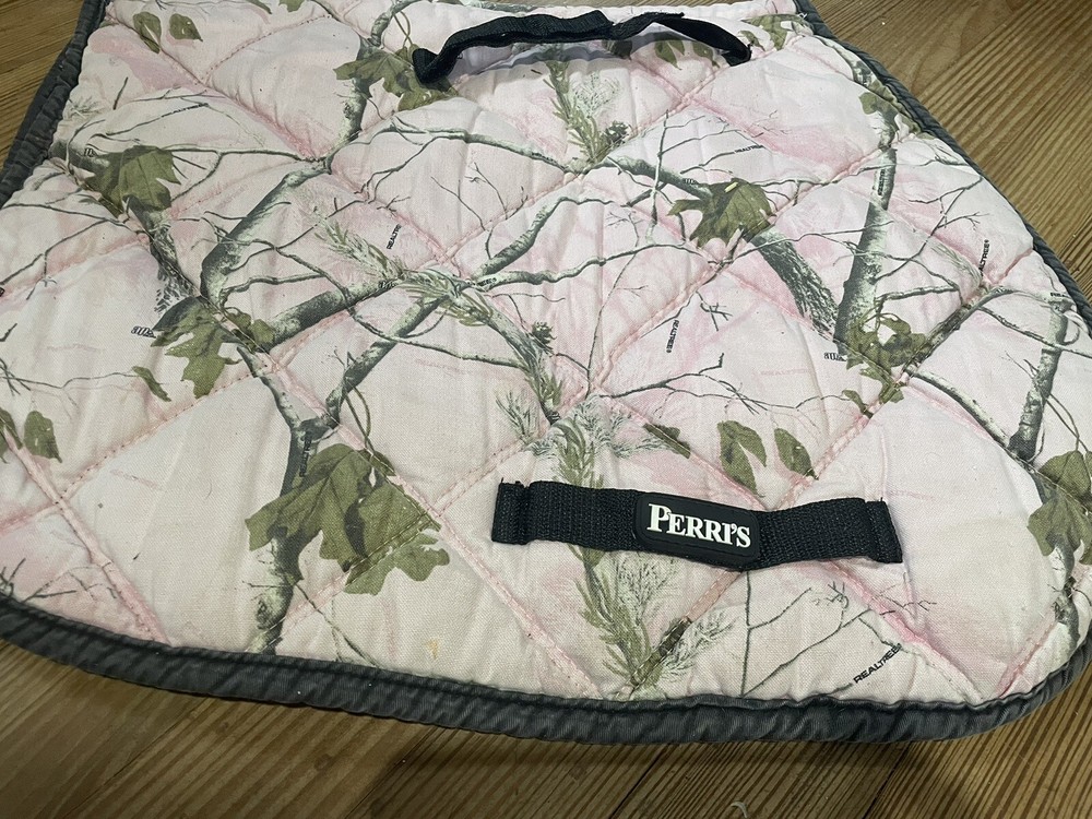 Perri’s Pink Camo Saddle Pad
