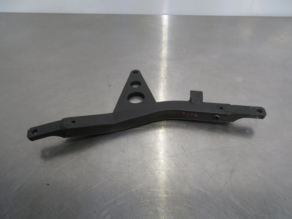 EB937 2008 08 KAWASAKI CONCOURS 4 1400 LEFT SUB FRAME BRACKET