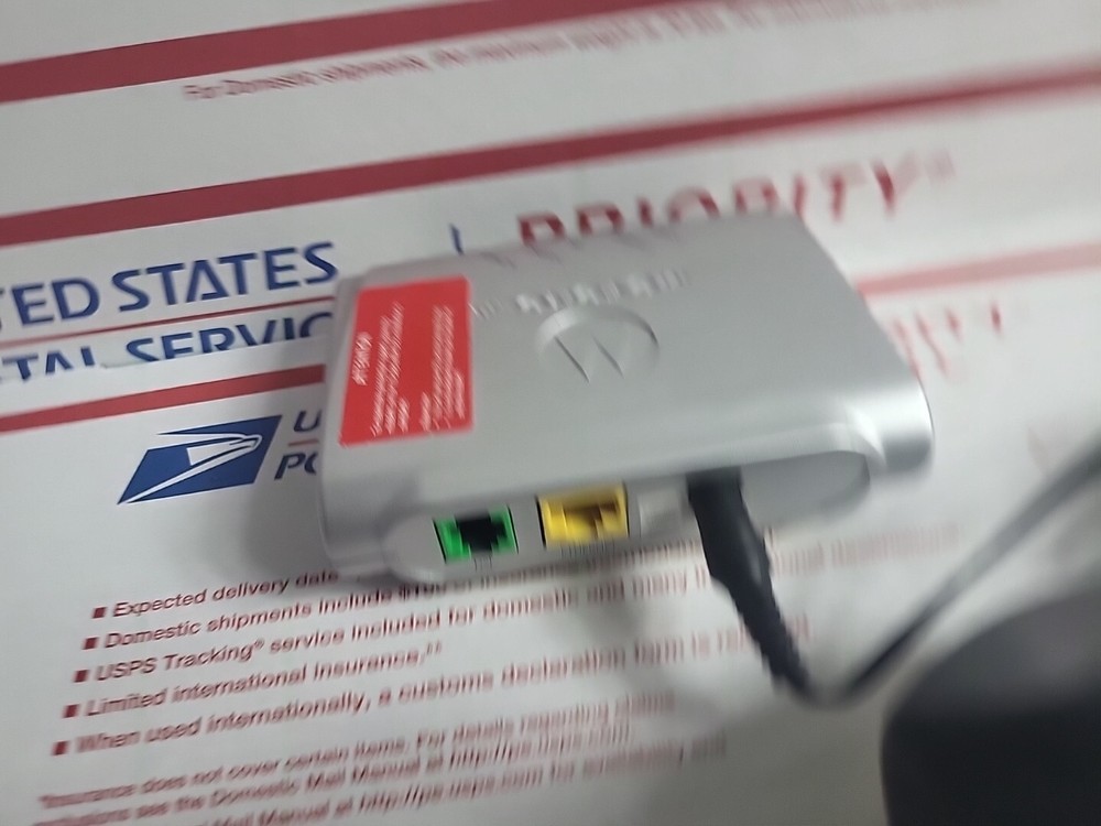 Motorola MSTATEA DSL modem With Power Supply