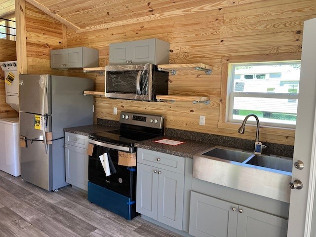 ELEGANT RUSTIC CABINS - TINY HOUSE CABIN HOMES CUSTOM BUILT FOR YOUR PROPERTY