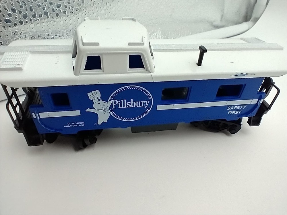 Pillsbury Express HO Scale Thunderbolt Limited Electric Train Set