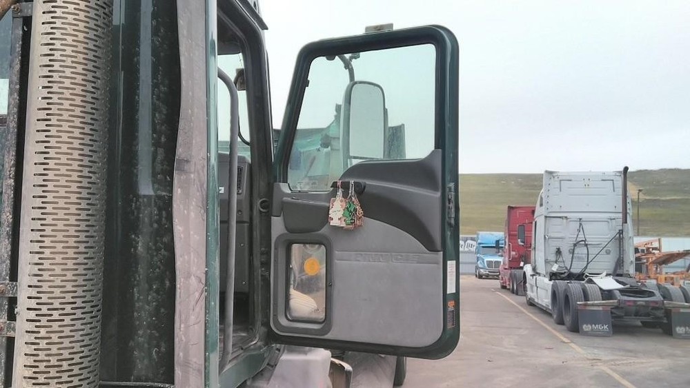 For 2016 MACK CXU 2007-2019 DOOR ASSEMBLY Right , OH