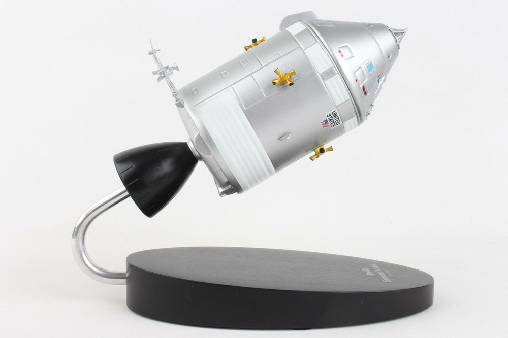 NASA Apollo Command Service Module Space Capsule Desk Top Display 1/48 SC Model