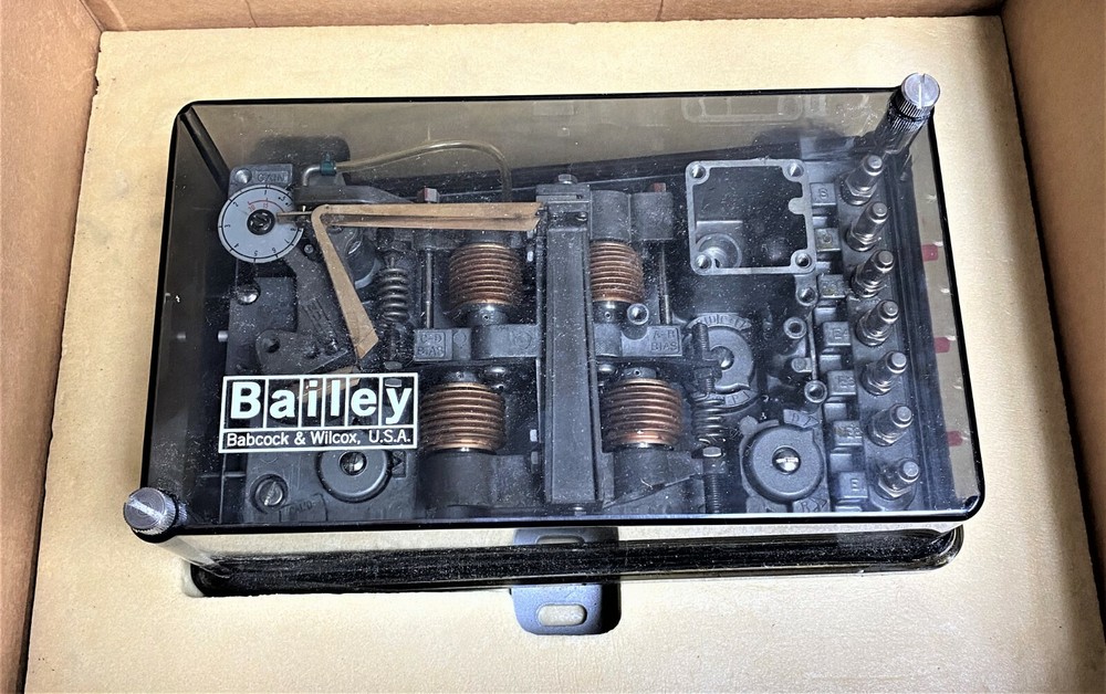 Bailey FC110 Mini-line Computer Pneumatic Controller