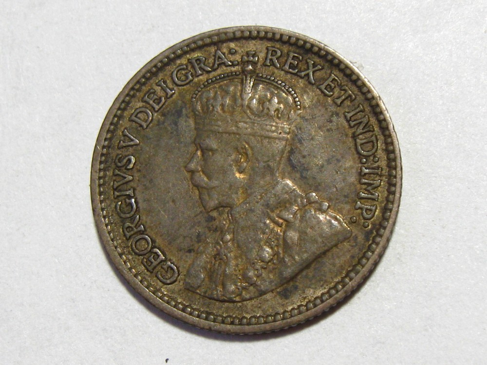 1913 Canada 5 Five Cents - Extra Fine XF EF - #6357-81