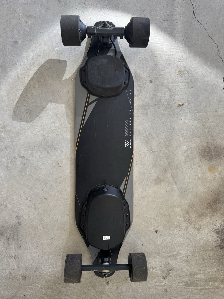 WowGo 2S Max Electric Skateboard Longboard + Essentials