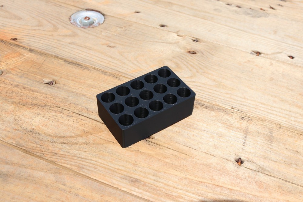 AA Battery Organizer (15 Capacity)