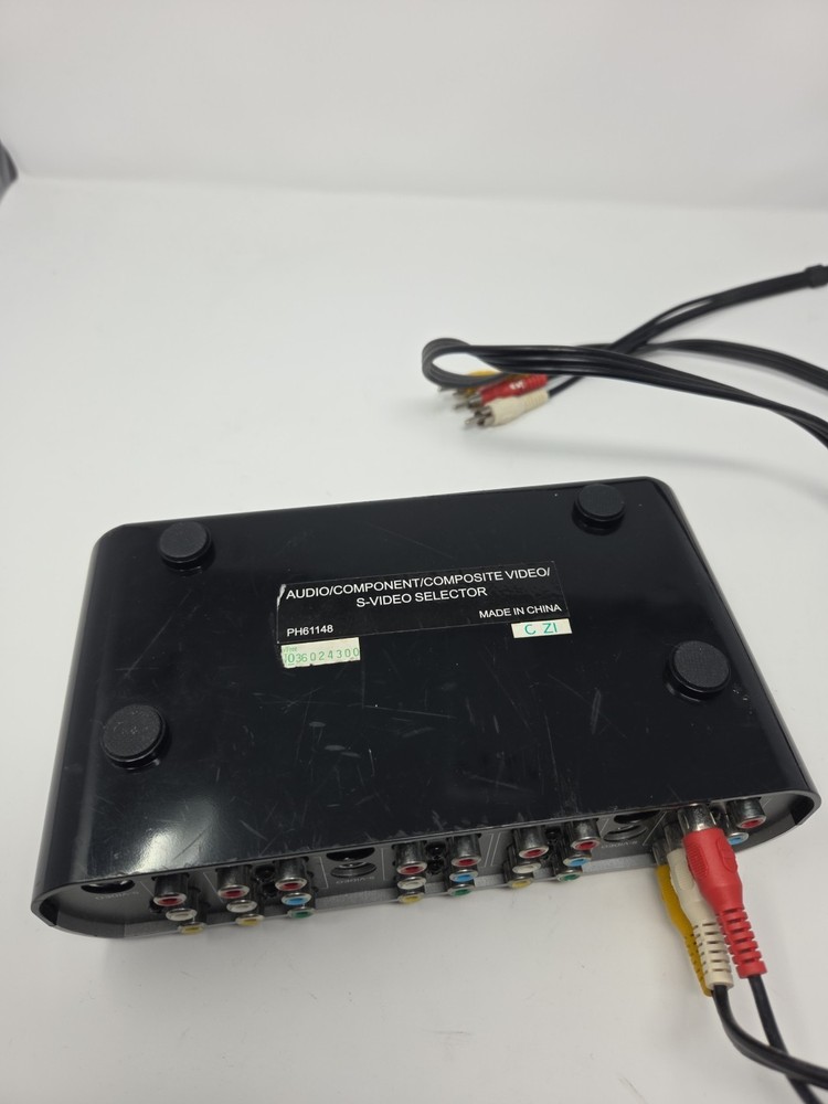 Philips PH61148, A/V Audio/Video 4 Channel Selector Untested