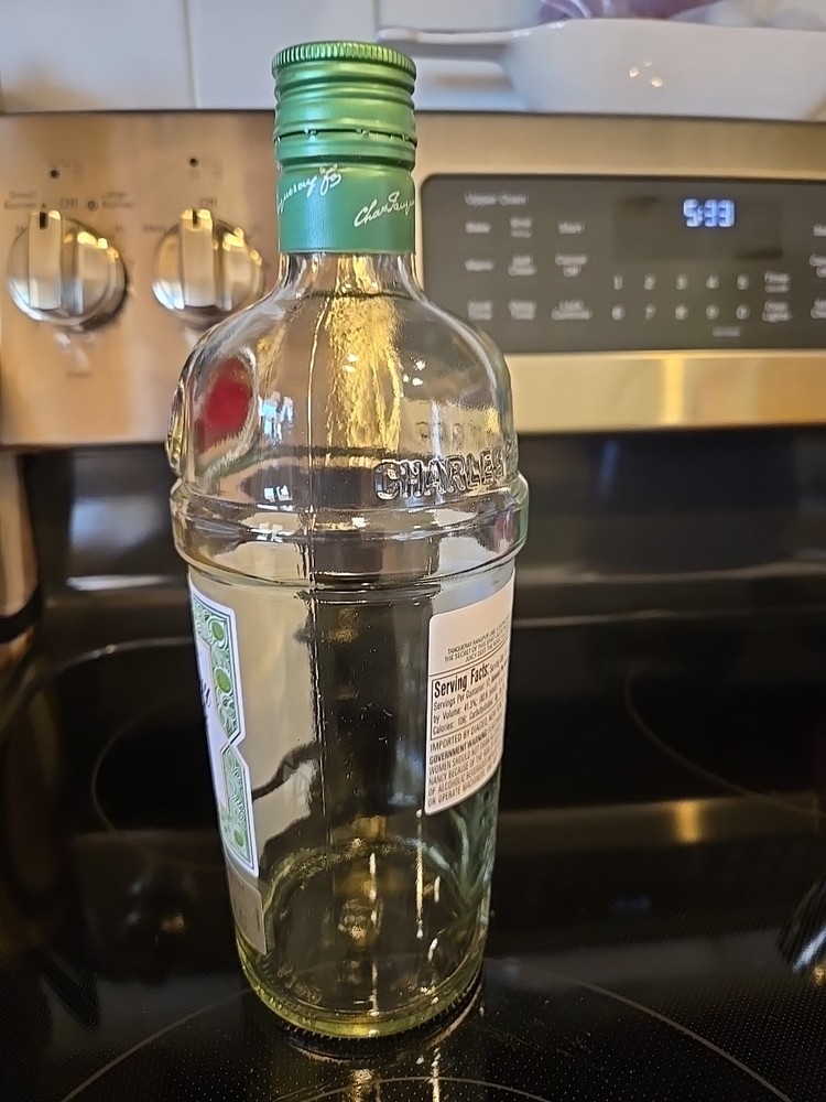 Tanqueray Rangpur Lime Gin Bottle EMPTY 750ml w/ Lid