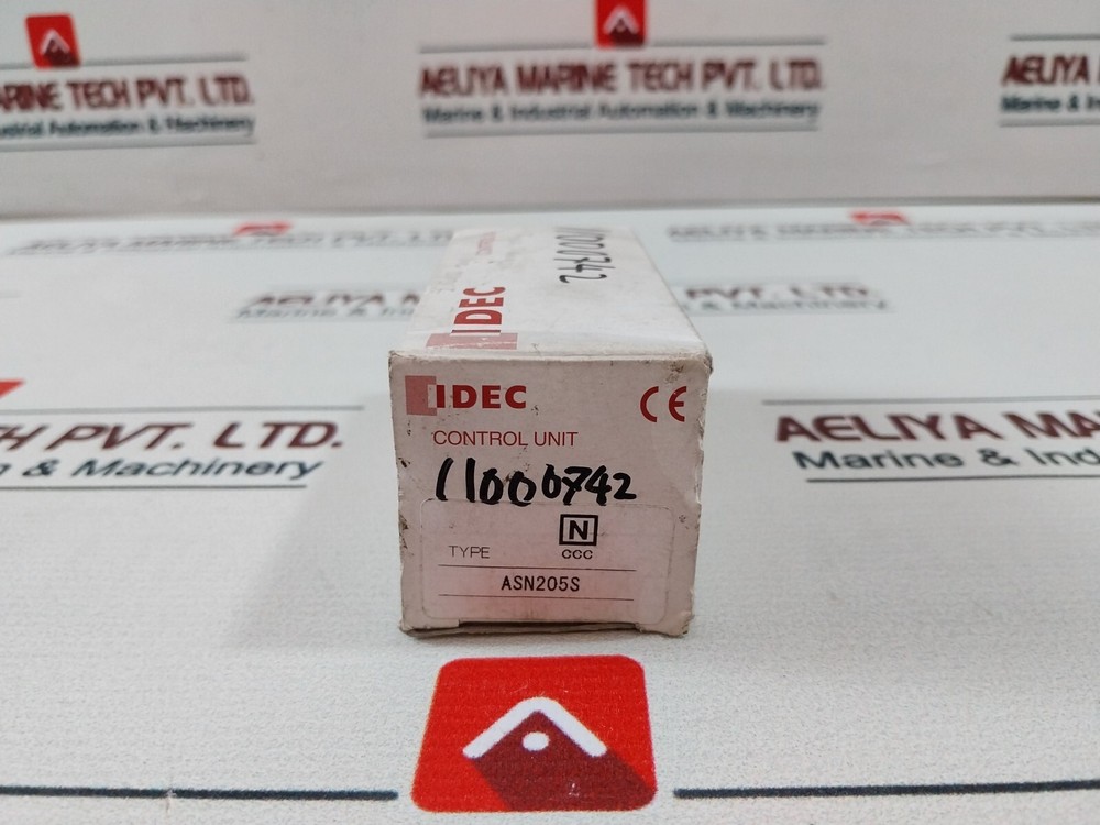 Idec ASN205S Selector Switch 600V 10A