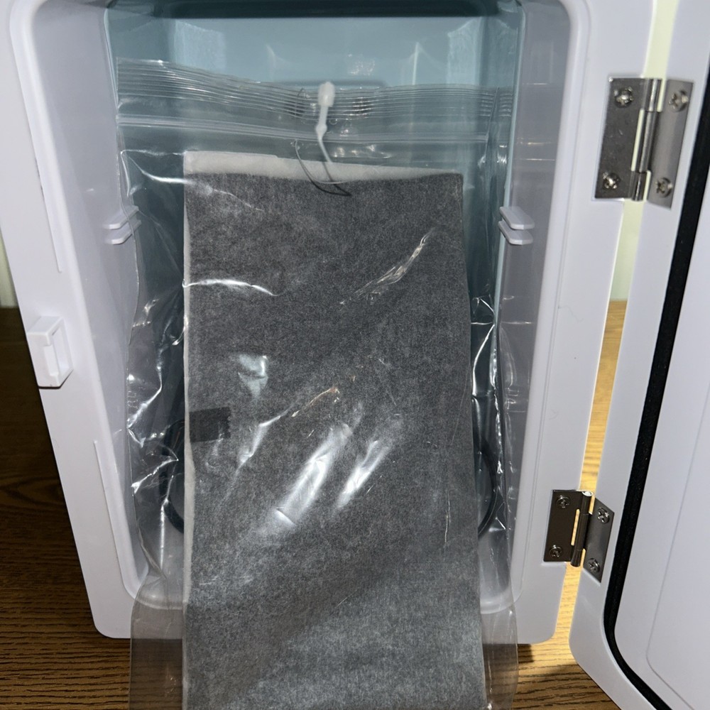 UberChill Mini Fridge Silver Personal Compact Refrigerator Unused