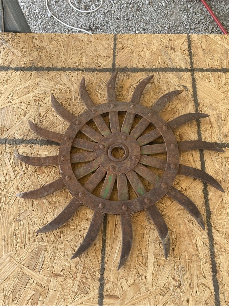 John Deere 18" Rotary Hoe Wheel Sunburst Yard Art Rustic Steampunk