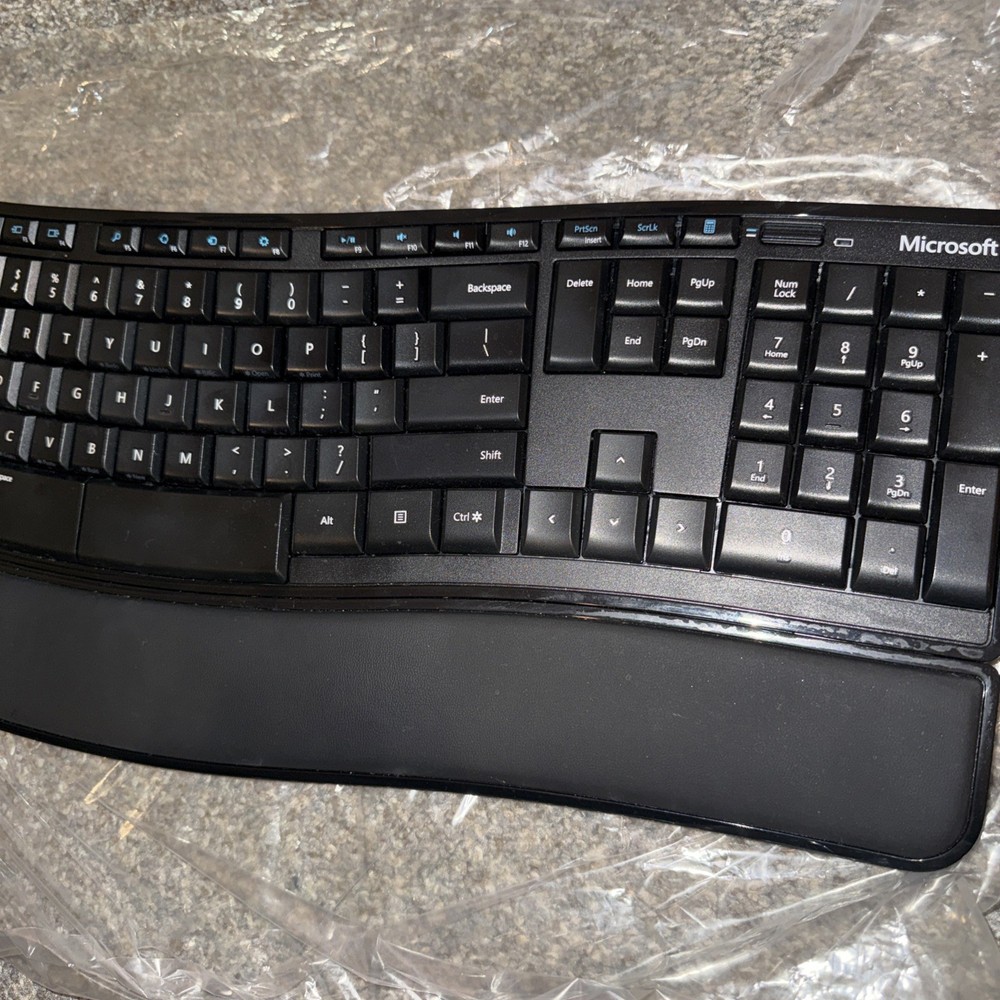 Microsoft Sculpt Comfort Desktop Keyboard Mouse Combo w/box Tested & Works *READ