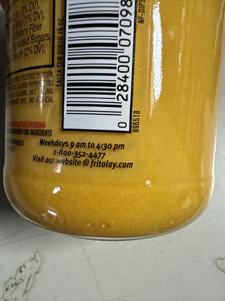 Tostitos Dip Medium Salsa Con Queso 15 oz (425.2g)