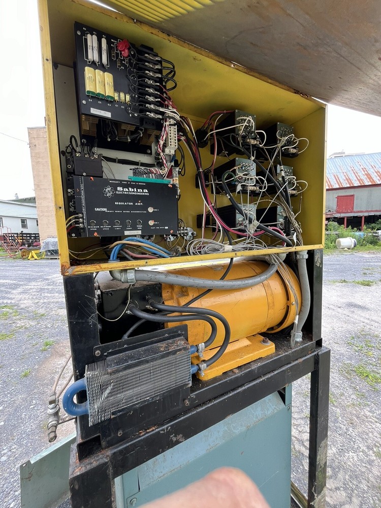 Wayne Machine and Die Co. Yellow Jacket Ventilated Single Screw Extruder