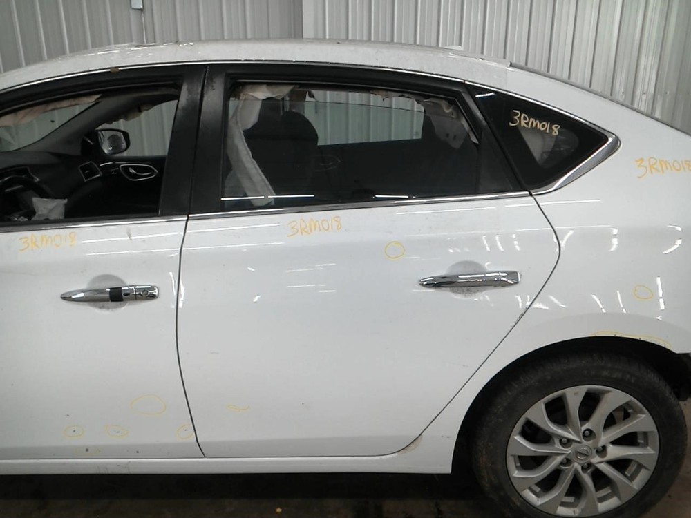 Driver Left Front Spindle/Knuckle Fits 11-25 LEAF 104953009