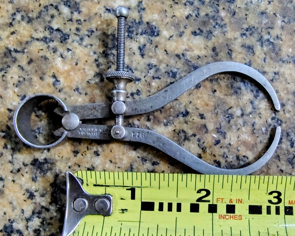 🗽 BROWN AND SHARPE 811 MINI 3" OD CALIPER