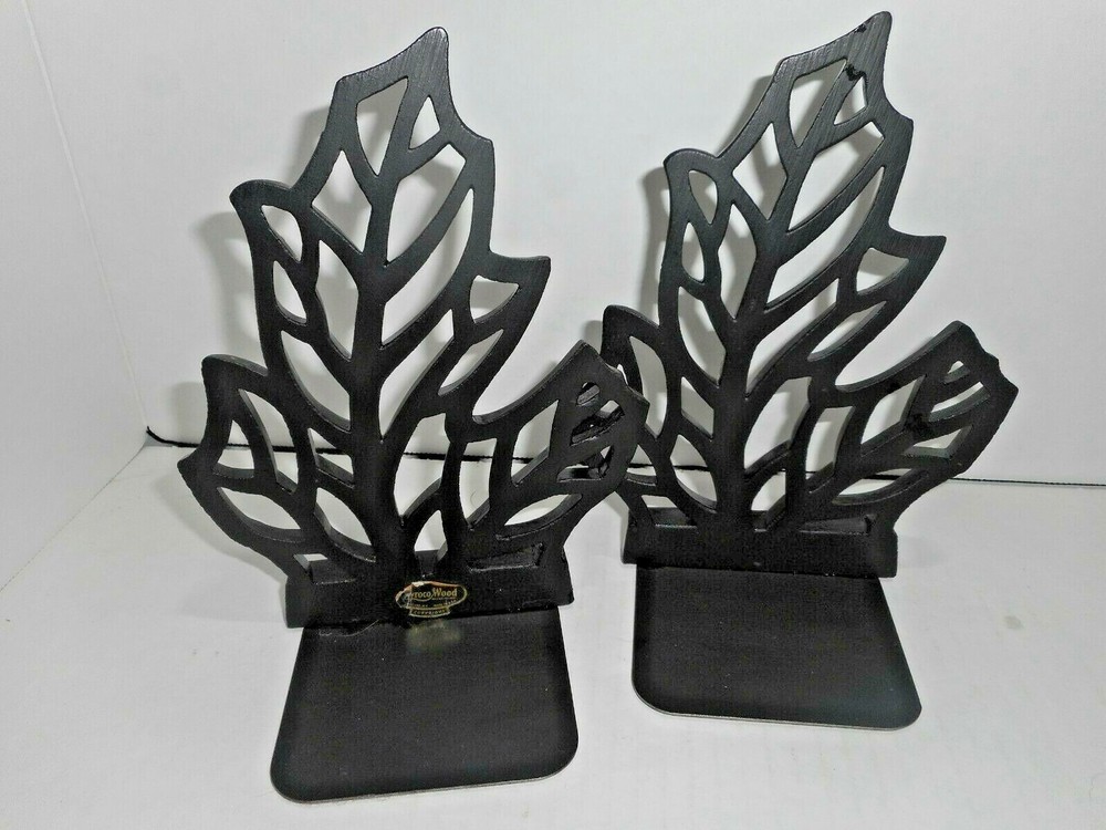 Syroco Molded Resin Open Leaf Pattern Bookends Felt Bottom Original Sticker PAIR
