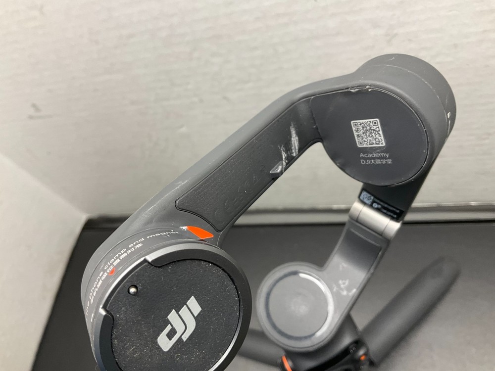 DJI Osmo Mobile 6 Smartphone Gimbal Stabilizer