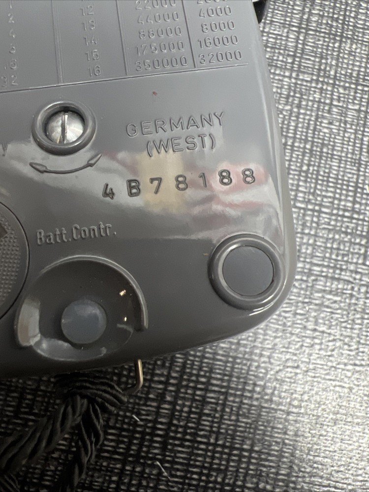 Gossen Super Pilot CdS Light Meter w/ Case - Untested