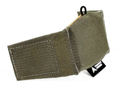 Painted Arrow Ready Mag - Magnetic Rangefinder Mount