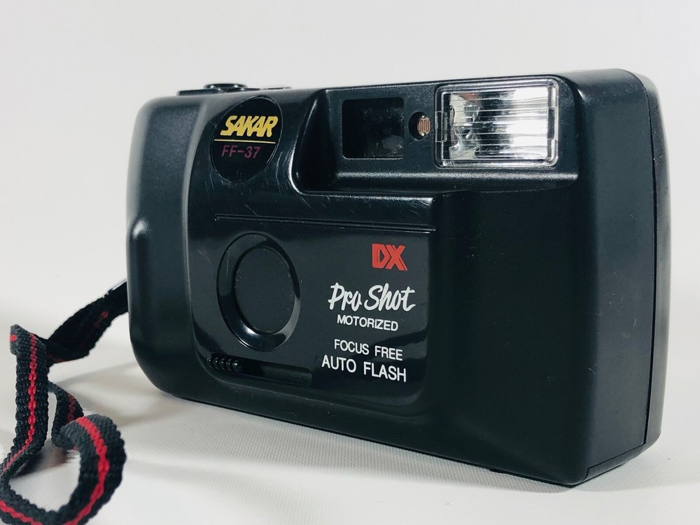 SAKAR FF-37 "Pro Shot - Motorized" autofocus auto-flash f/5.6 100% functional