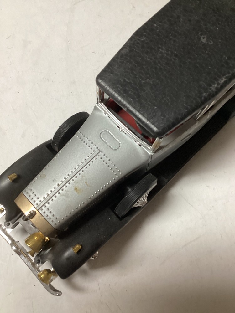 VINTAGE UNBRANDED WIRE CONTROL CAR