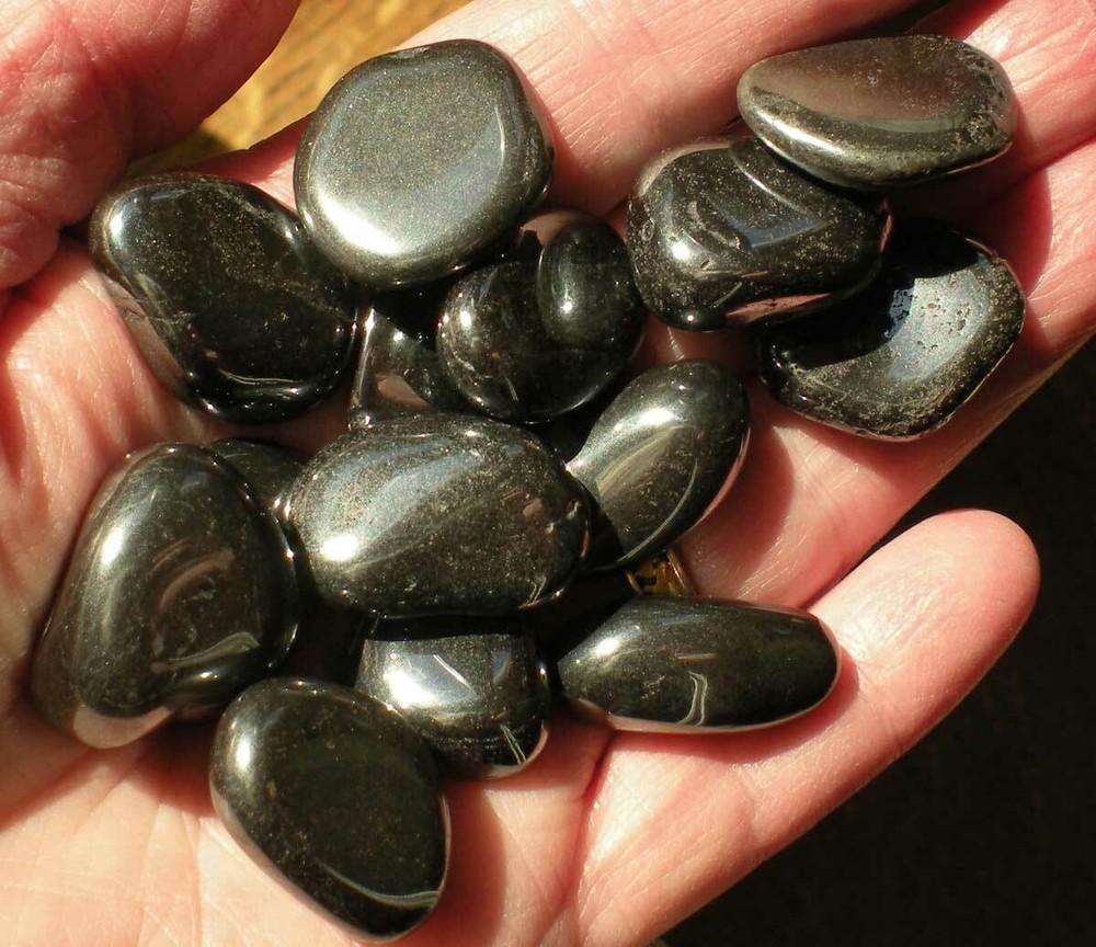 Hematite - 14 Tumbled Stones rt422x
