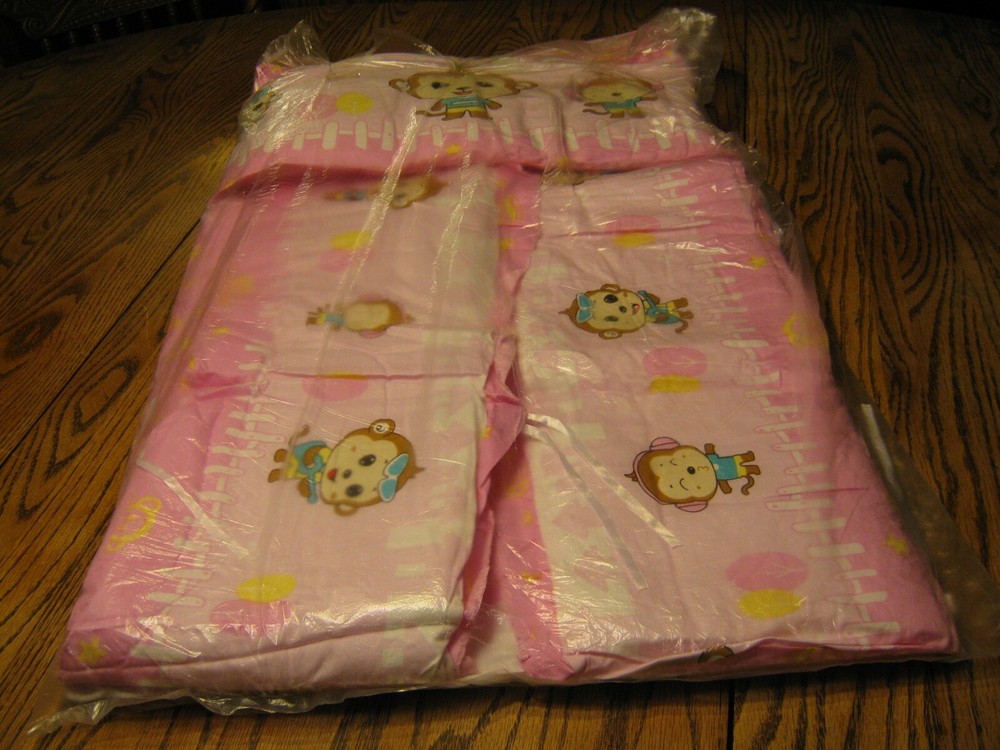 Paul Frank Baby's Bedding ( 5 Pcs ) Nusrsery Bedding ??  New