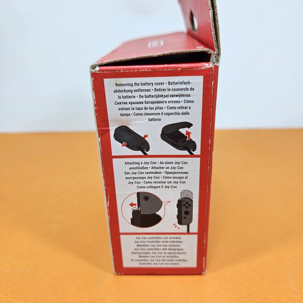 Joy-Con AA Battery Pack Nintendo Switch Controller Complete with ORIGINAL BOX