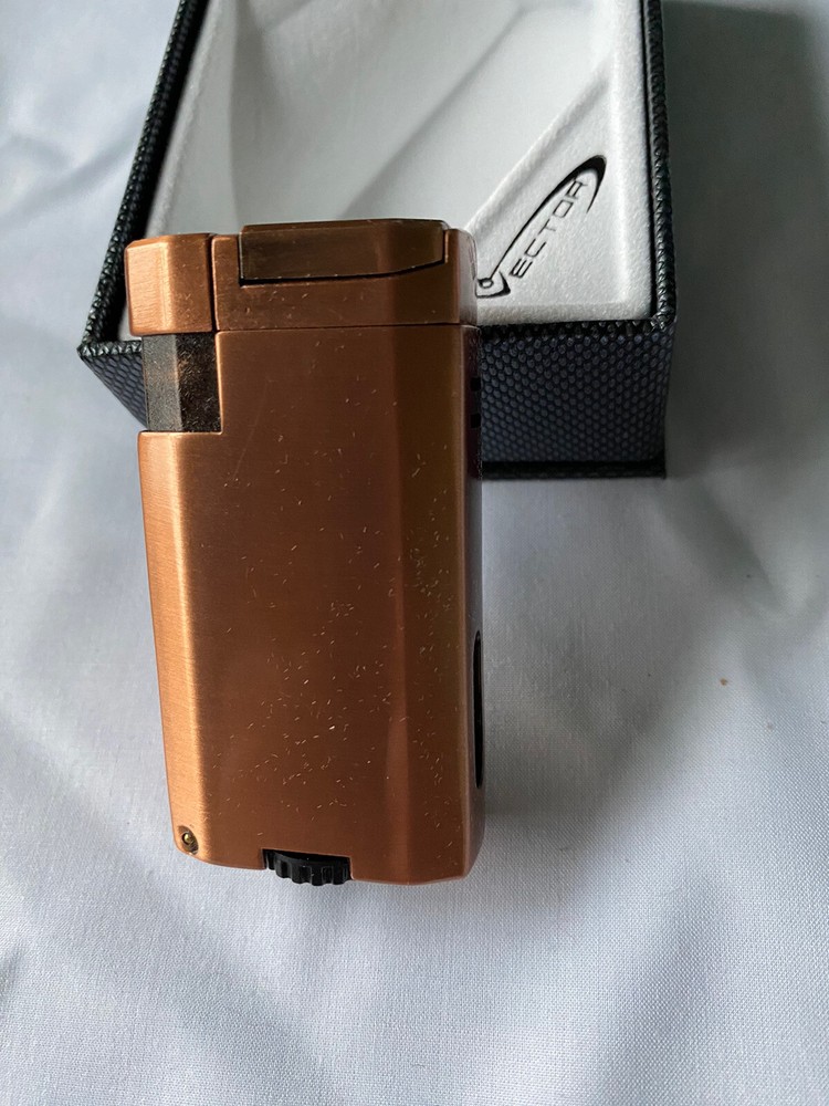 Vector VMotion Dual Jet Cigar Lighter - Copper with Black - New