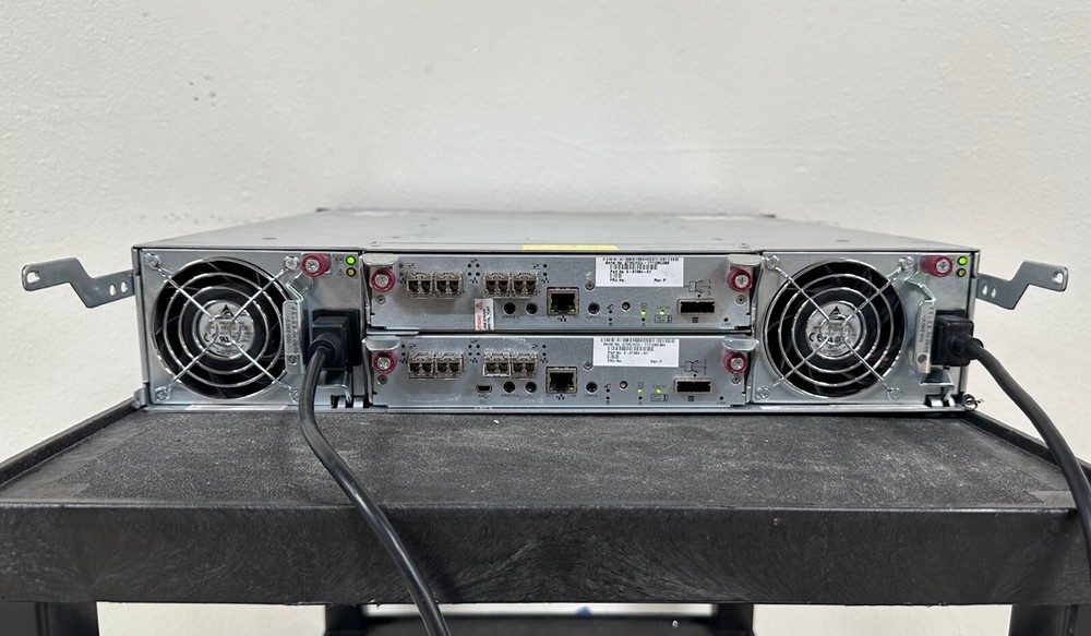 Quantum QXS 24-bay SAS disk array w/ Dual 3-07364-01 Quantum SAS SAN Controller