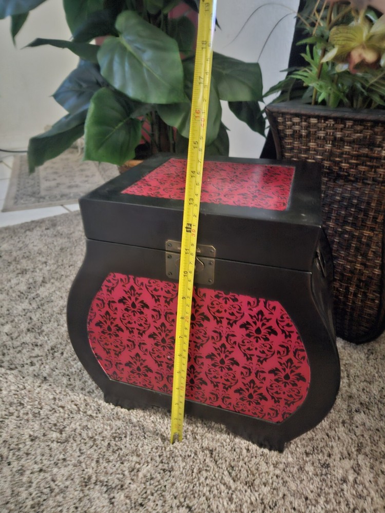 Decorative Storage Chest