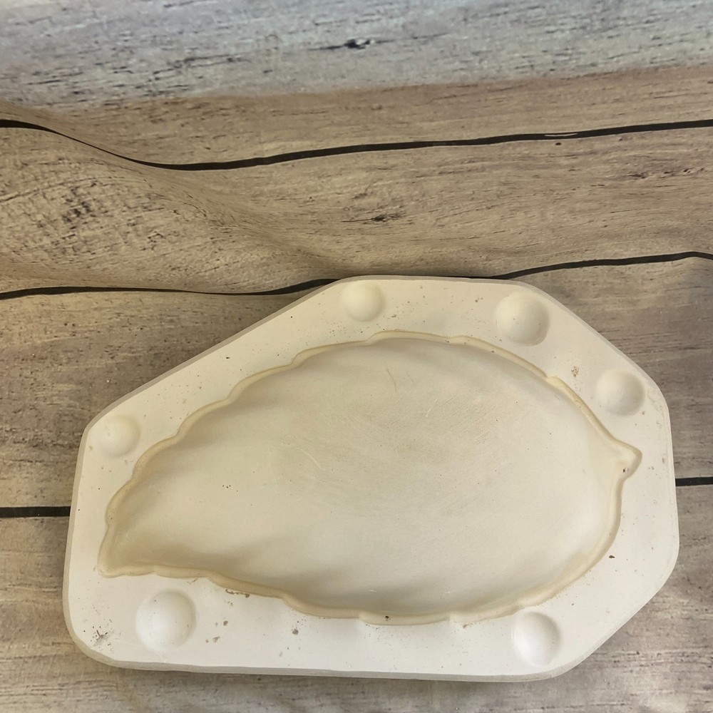 Glenview Ceramic Casting Mold Leaf Shaped Bowl #G-17
