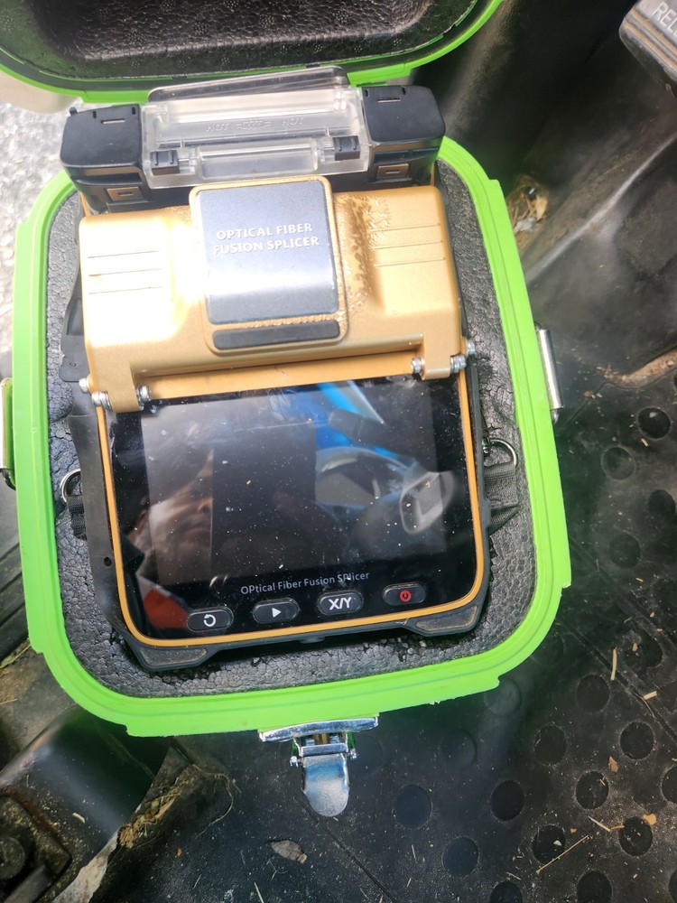 optical fiber fusion splicer