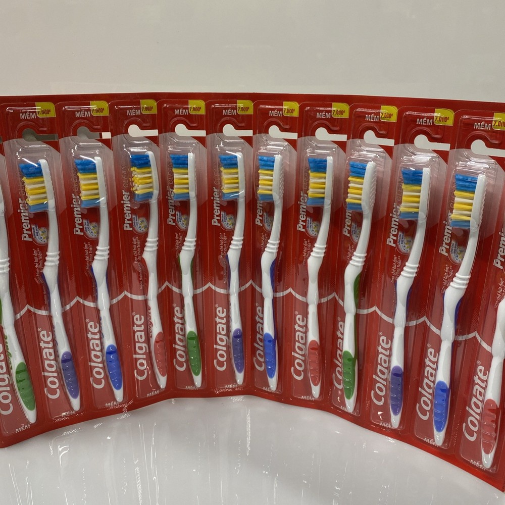 Colgate Toothbrush Premier  Classic Clean Medium 12 Pack